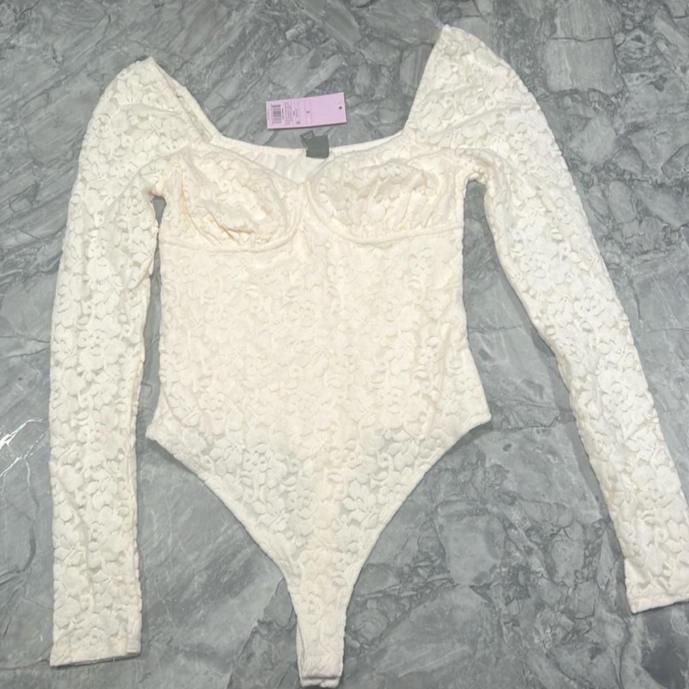 Wild Fable Cream Velvet Lace Bodysuit Long Sleeve NWT